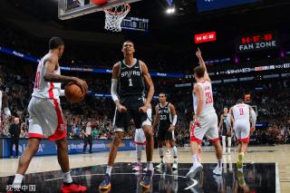 被扭曲或过 被扭曲或过