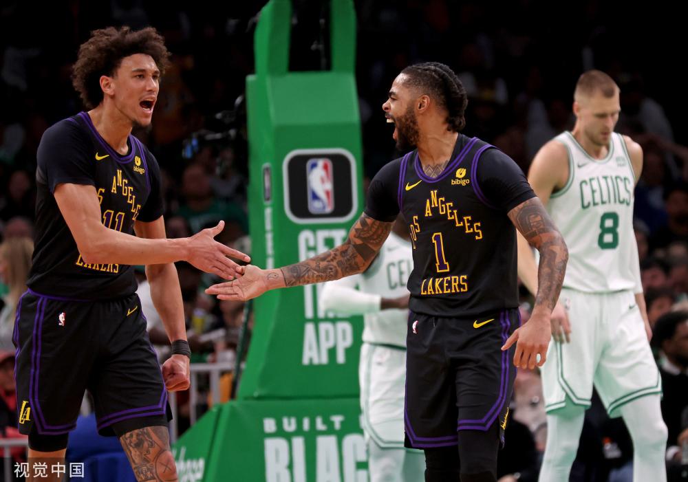 在后场频繁 在后场频繁